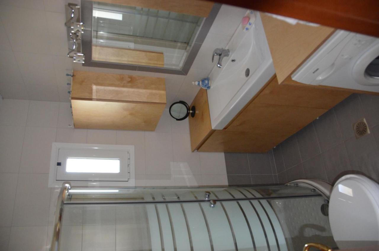 Vila Kalimera Private Pool 네아 포티데아 외부 사진