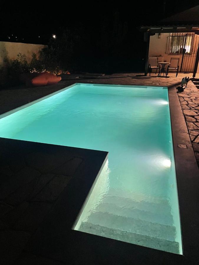 Vila Kalimera Private Pool 네아 포티데아 외부 사진