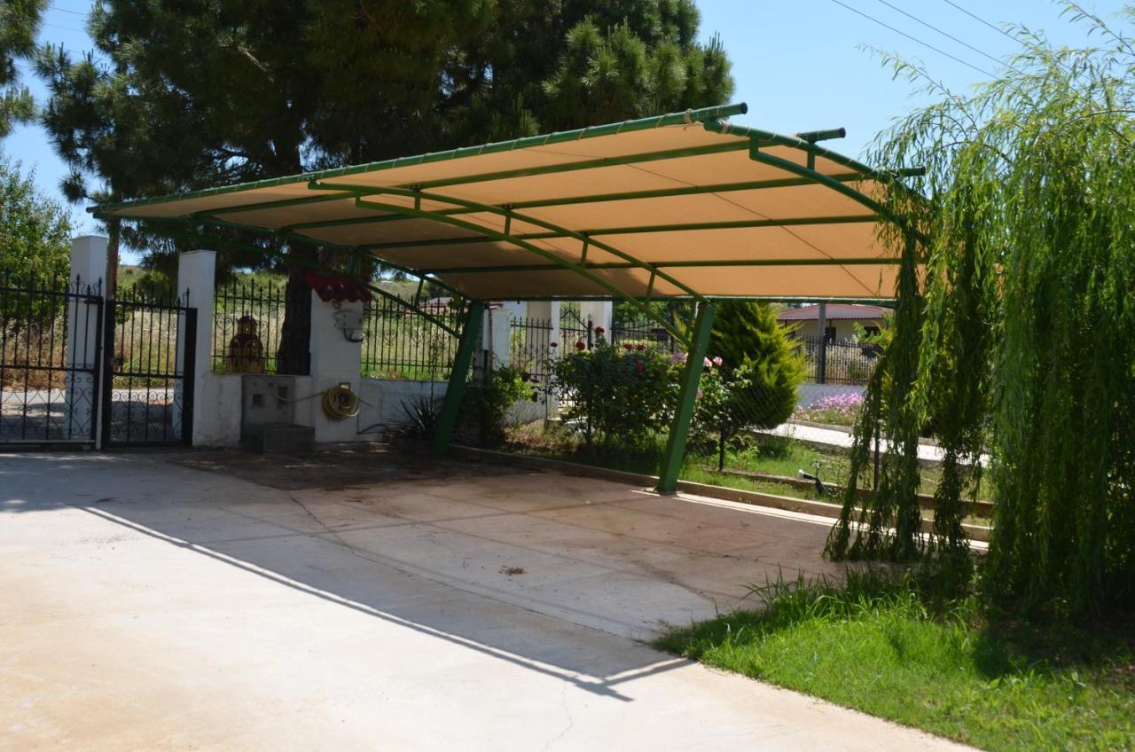 Vila Kalimera Private Pool 네아 포티데아 외부 사진